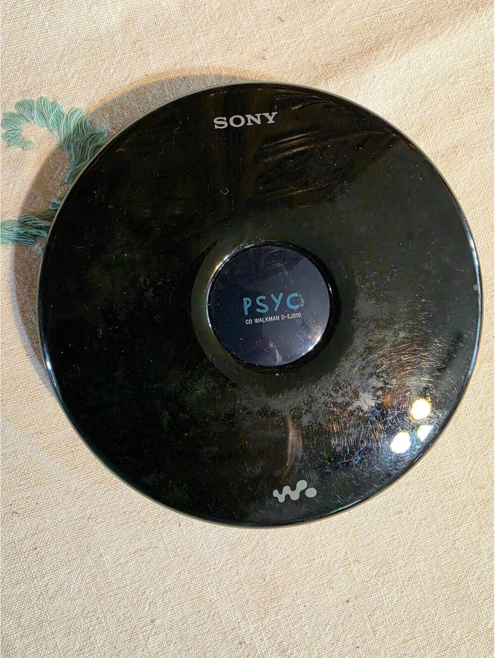 Sony Walkman D-EJ010 "PSYC" Portable CD Player